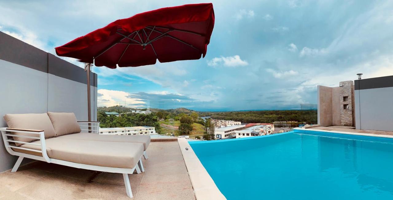 The Lanes Hotel Tutong Zewnętrze zdjęcie