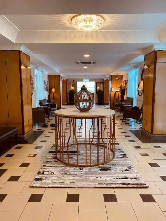 The Lanes Hotel Tutong Zewnętrze zdjęcie