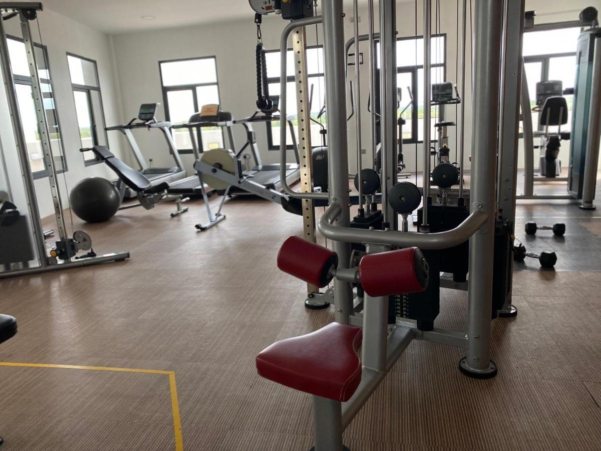The Lanes Hotel Tutong Zewnętrze zdjęcie